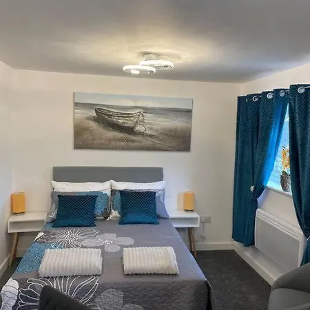 Luxury Town Center Studio Stevenage Esterno foto
