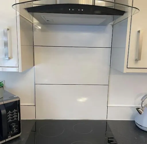 Luxury Town Center Studio Stevenage